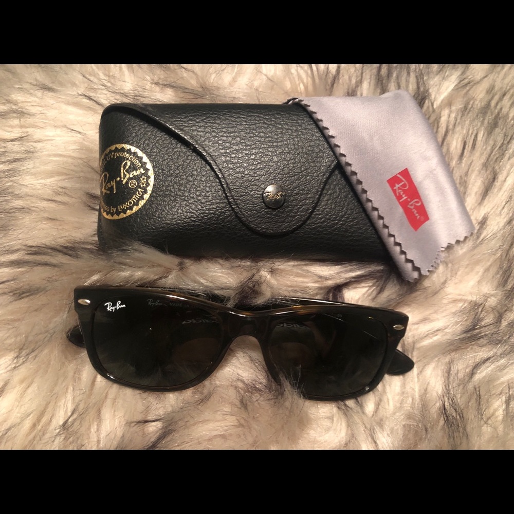 Ray-Ban Tortoise Sunglasses